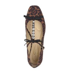 Jessica Simpson Leopard Print Women's Shoes with Black Accents